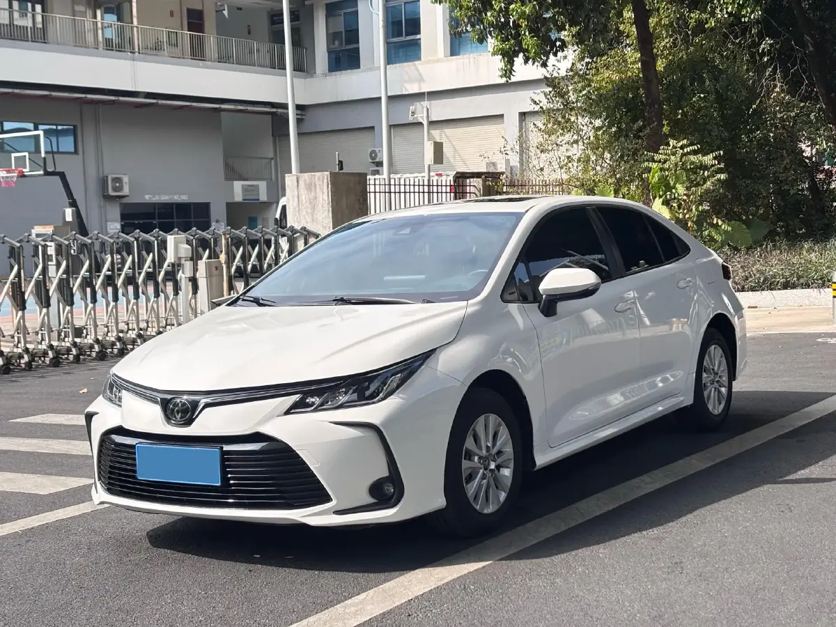 2019 Toyota Corolla 1.2T 116HP L4 CVT