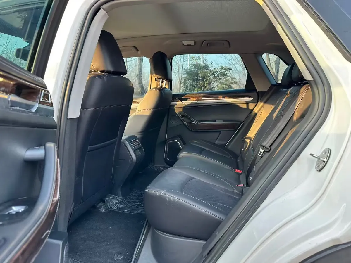 2017 Zotye Damy X7 1.8T 177HP L4 5MT,autocango,china used car exporter,china ev exporter,chinese used car exporter,chinese used ev exporter