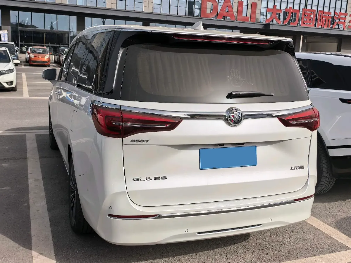2020 Buick GL8 2.0T 237HP L4 9AT,autocango,china used car exporter,china ev exporter,chinese used car exporter,chinese used ev exporter