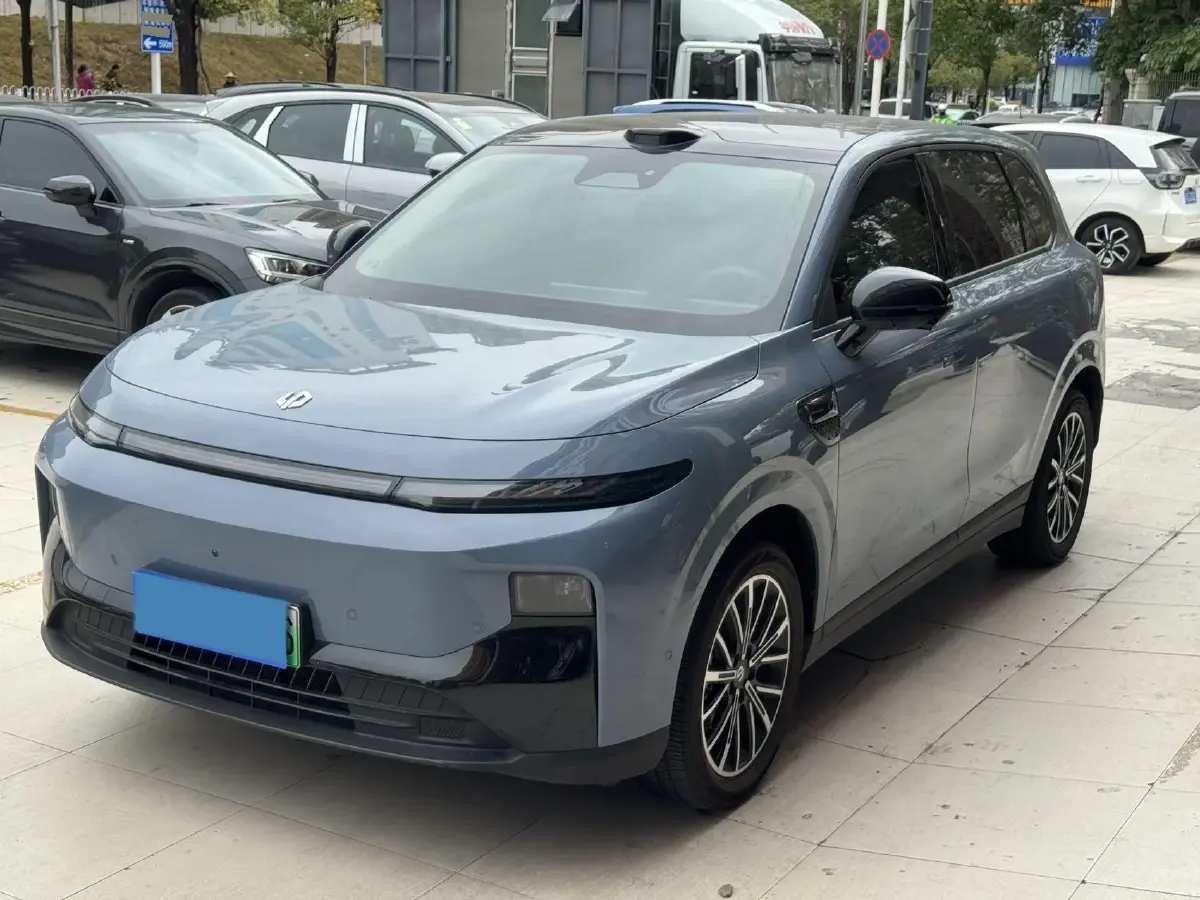 2025 Leapmotor B10 BEV 67.1KWH