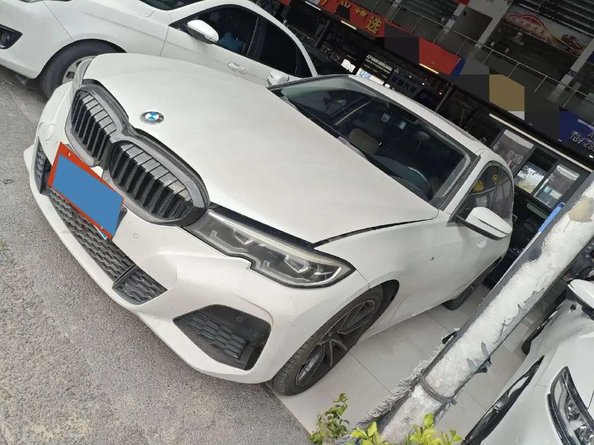 2022 BMW 3 Series 2.0T 156HP L4 8AT