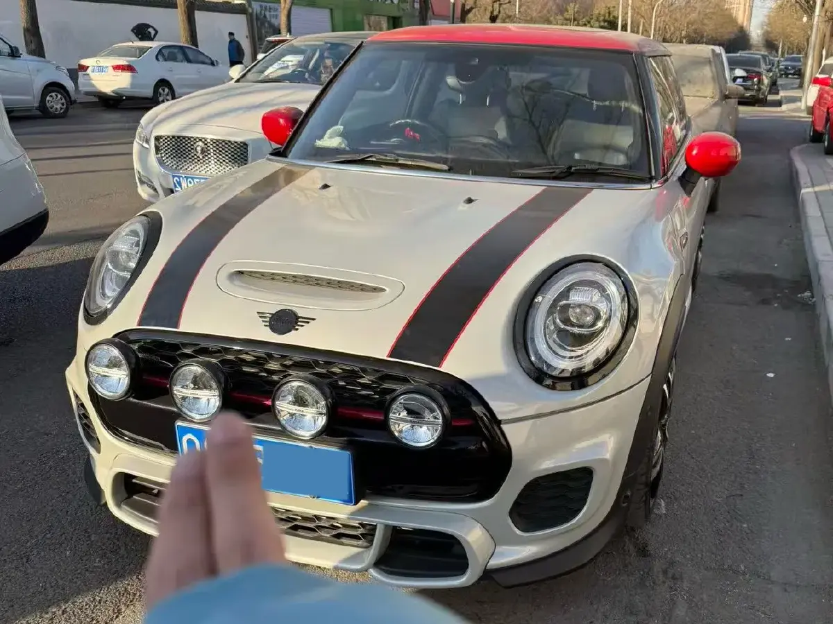2020 MINI JCW 2.0T 231HP L4 8AT