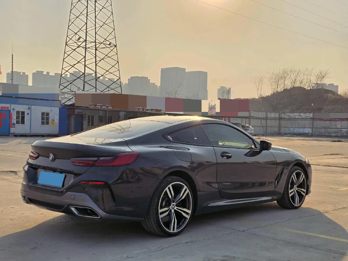 2022 BMW 8 Series 3.0T 333HP L6 8AT,autocango,china used car exporter,china ev exporter,chinese used car exporter,chinese used ev exporter