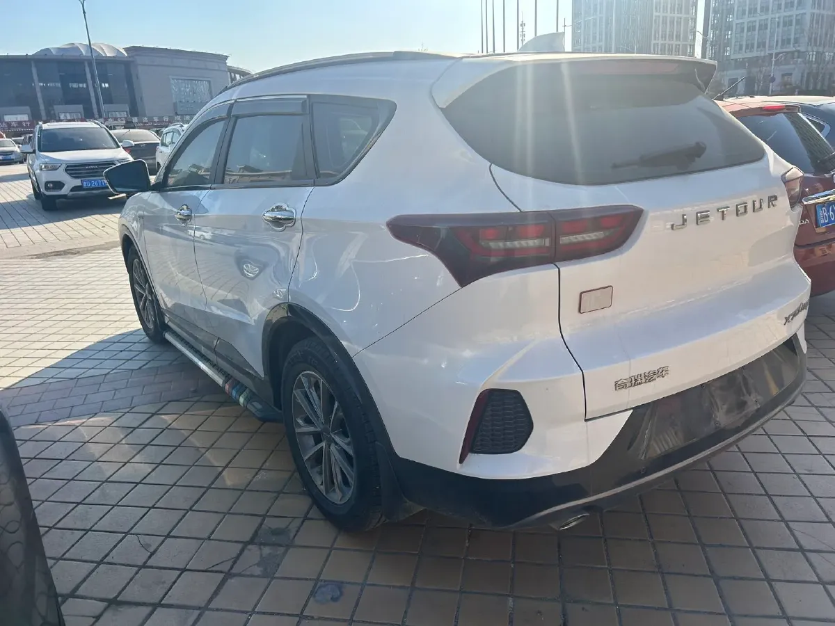 2020 Jetour X90 1.5T 156HP L4 6DCT,autocango,china used car exporter,china ev exporter,chinese used car exporter,chinese used ev exporter