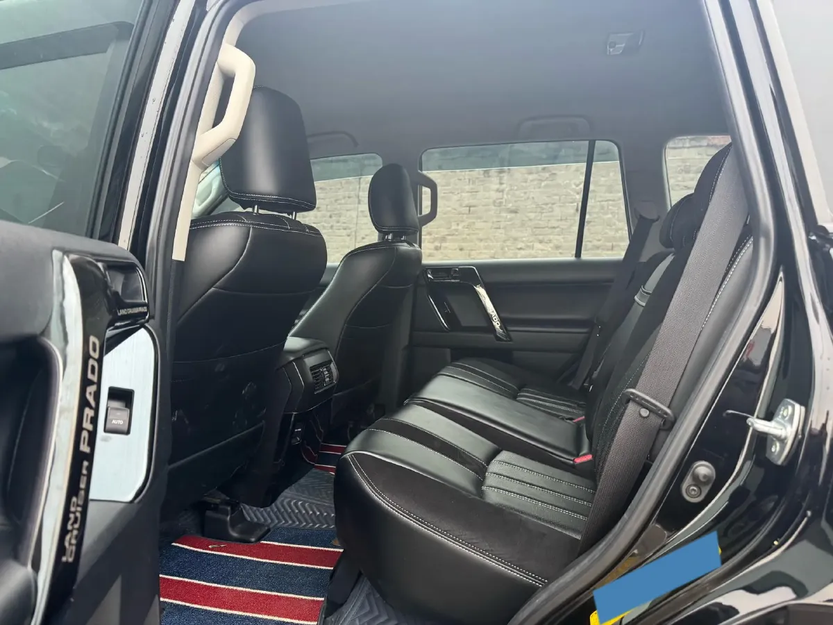 2020 Toyota Yaris 1.6T 261HP L3 6MT,autocango,china used car exporter,china ev exporter,chinese used car exporter,chinese used ev exporter