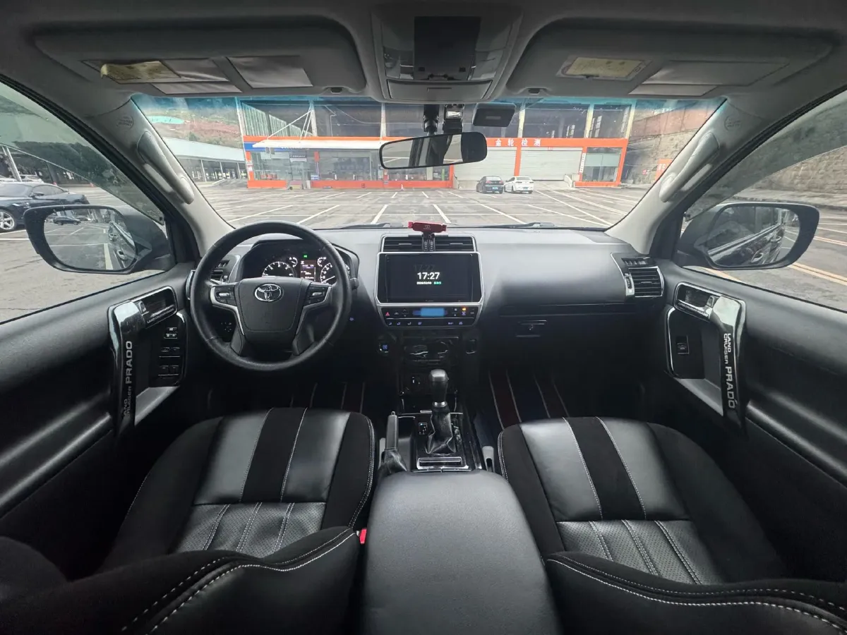 2020 Toyota Yaris 1.6T 261HP L3 6MT,autocango,china used car exporter,china ev exporter,chinese used car exporter,chinese used ev exporter