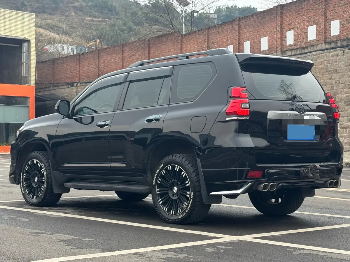 2020 Toyota Yaris 1.6T 261HP L3 6MT,autocango,china used car exporter,china ev exporter,chinese used car exporter,chinese used ev exporter