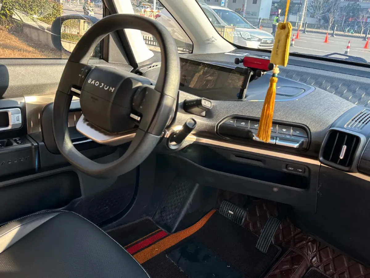 2022 BaoJun KiWi EV BEV 31.9KWH,autocango,china used car exporter,china ev exporter,chinese used car exporter,chinese used ev exporter