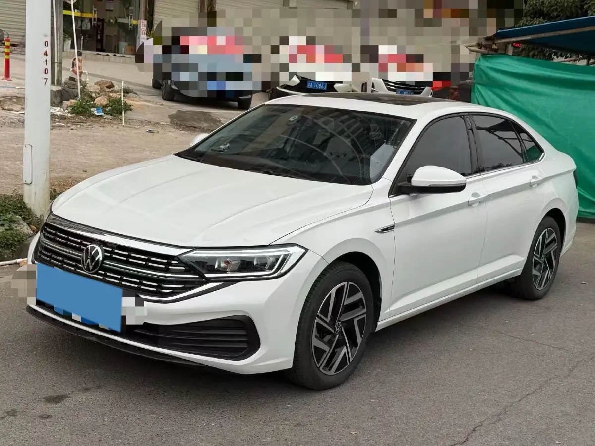 2023 Volkswagen Sagitar 1.5T 160HP L4 7DCT