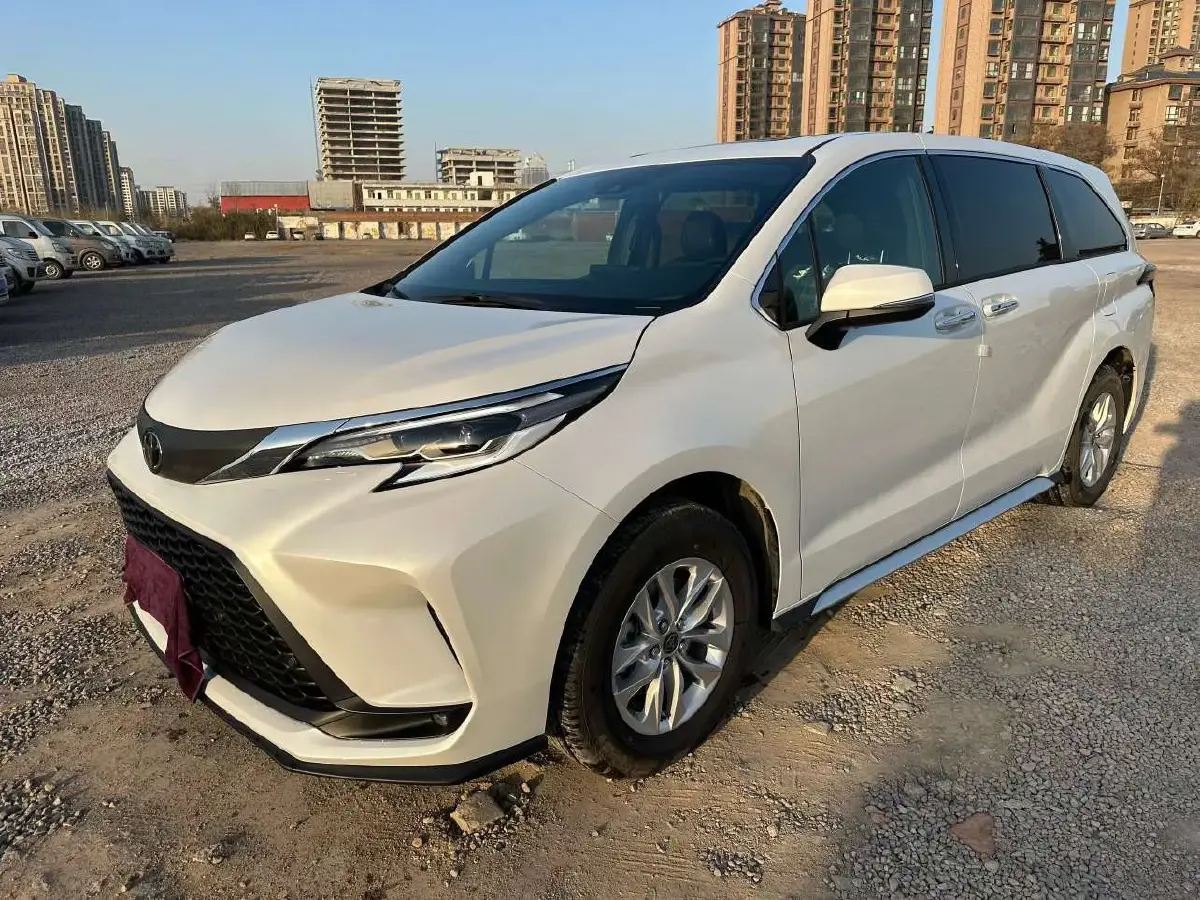 2026 Toyota Granvia 2.5L 189HP L4 E-CVT Hybrid