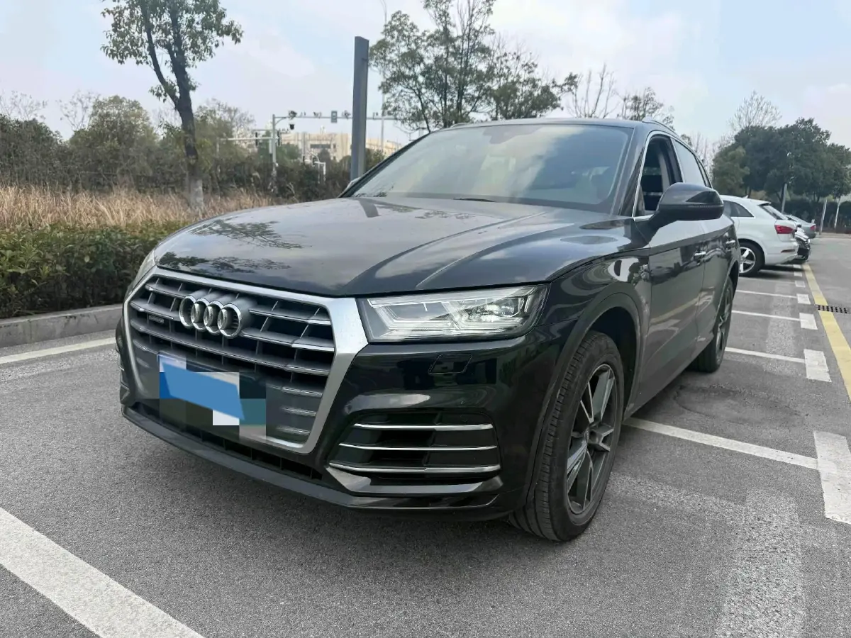 2018 Audi Q5L 2.0T 190HP L4 7DCT