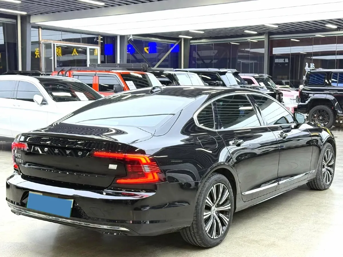 2021 Volvo S90 PHEV 2.0T 303HP L4 8AT PHEV 11.6KWH,autocango,china used car exporter,china ev exporter,chinese used car exporter,chinese used ev exporter