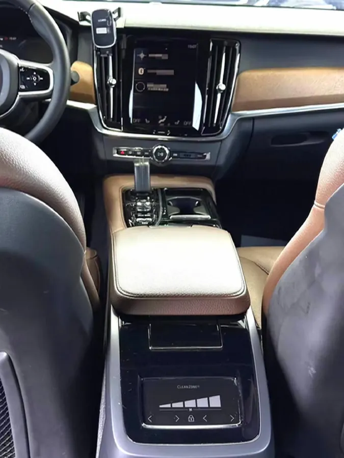 2021 Volvo S90 PHEV 2.0T 303HP L4 8AT PHEV 11.6KWH,autocango,china used car exporter,china ev exporter,chinese used car exporter,chinese used ev exporter