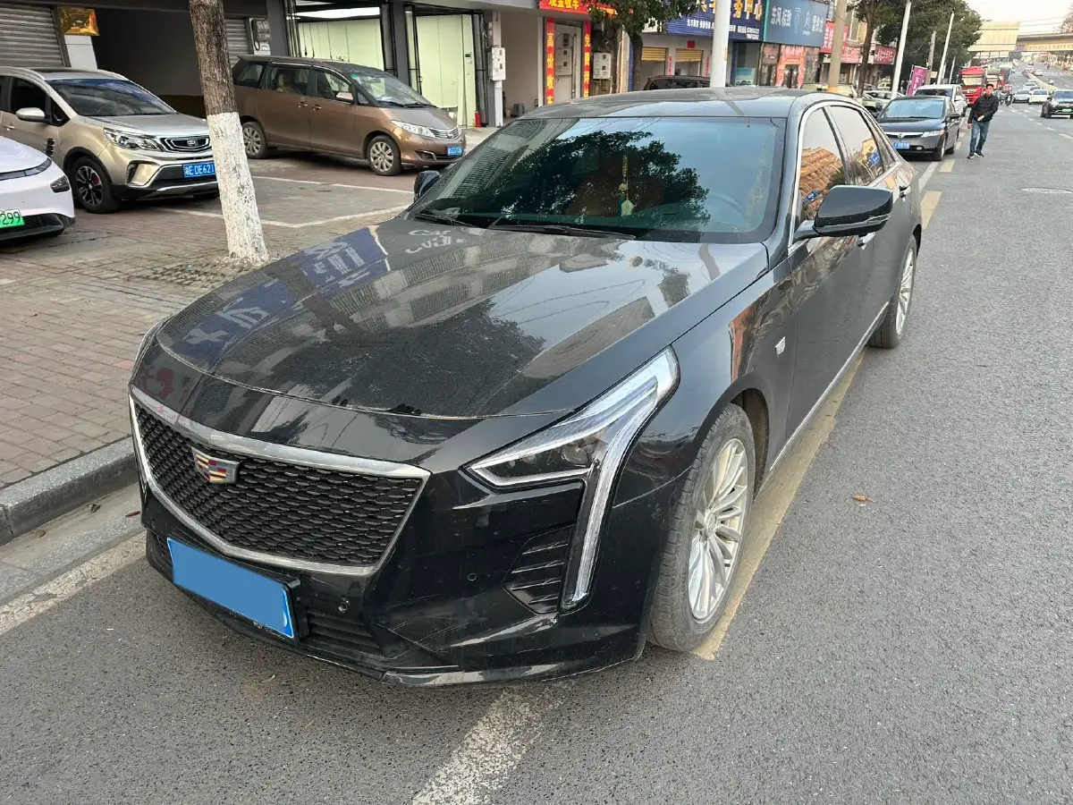 2022 Cadillac CT6 2.0T 237HP L4 10AT