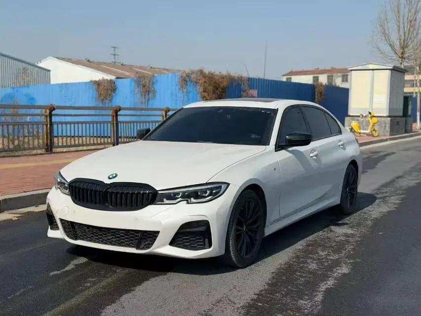 2022 BMW 3 Series 2.0T 184HP L4 8AT