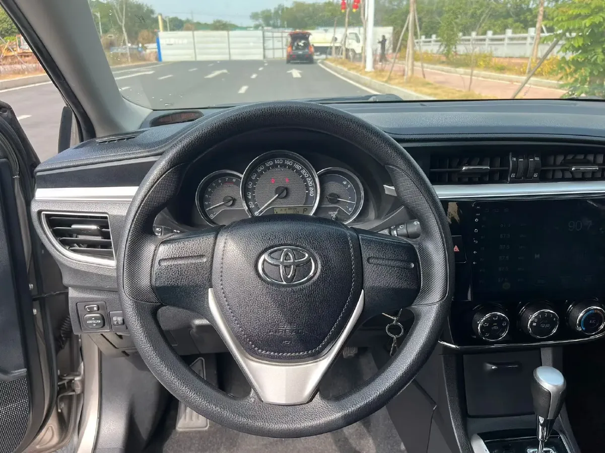 2017 Toyota Corolla 1.2T 116HP L4 CVT,autocango,china used car exporter,china ev exporter,chinese used car exporter,chinese used ev exporter