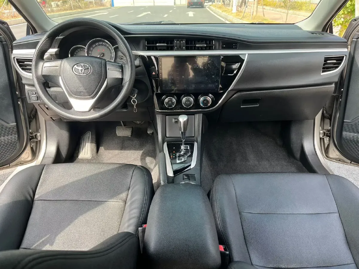 2017 Toyota Corolla 1.2T 116HP L4 CVT,autocango,china used car exporter,china ev exporter,chinese used car exporter,chinese used ev exporter