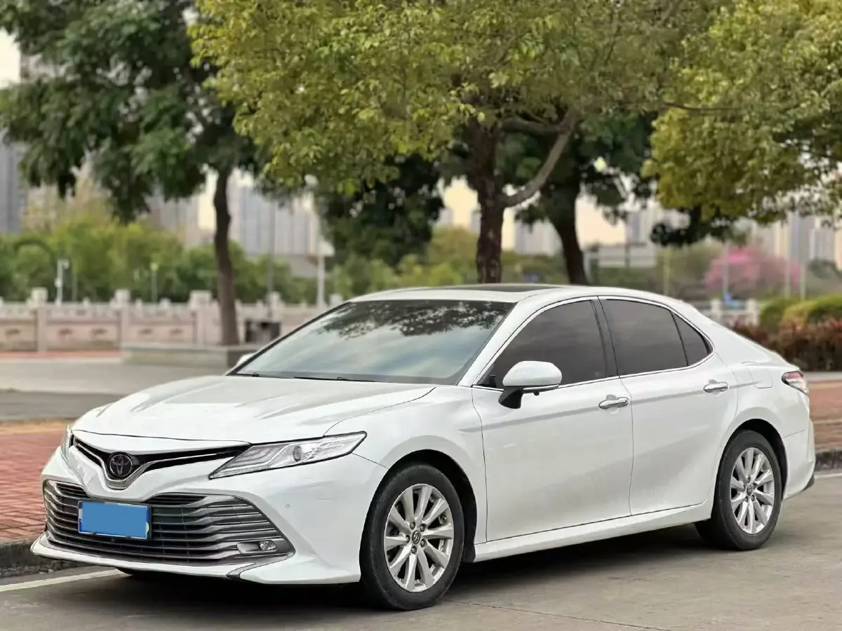 2018 Toyota Camry 2.0L 169HP L4 6AT