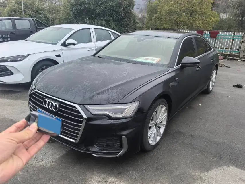 2022 Audi A6L 2.0T 224HP L4 7DCT