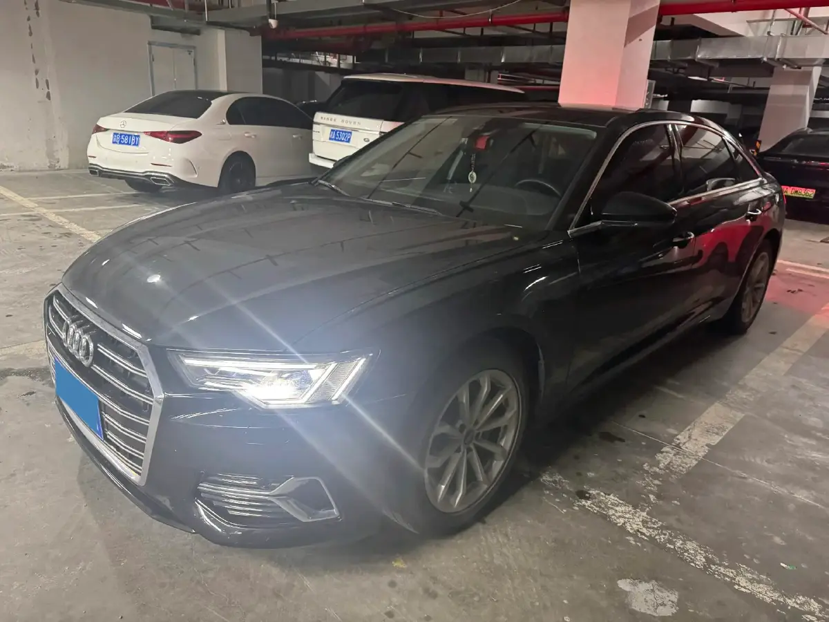 2024 Audi A6L 2.0T 190HP L4 7DCT