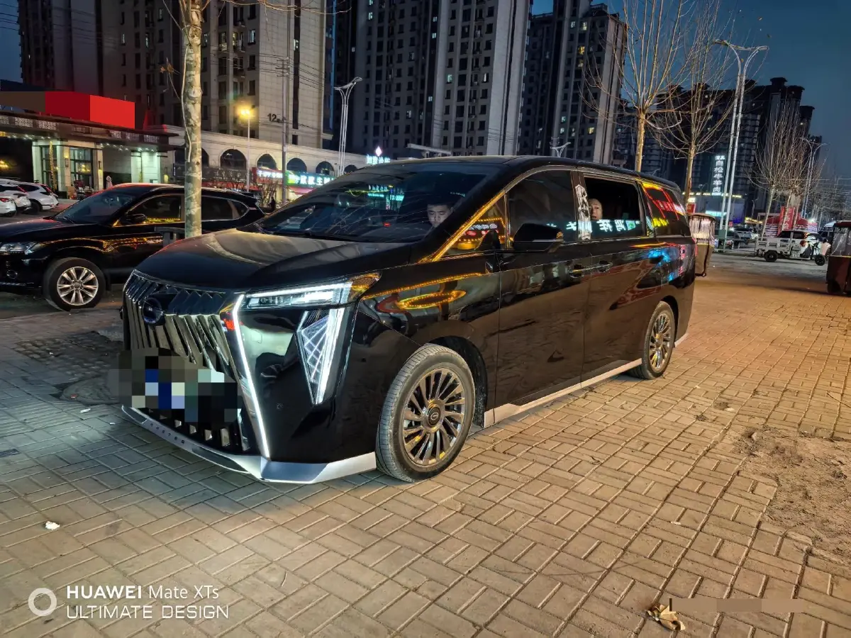 2023 GAC Trumpchi M8 2.0T 190HP L4 E-CVT Hybrid