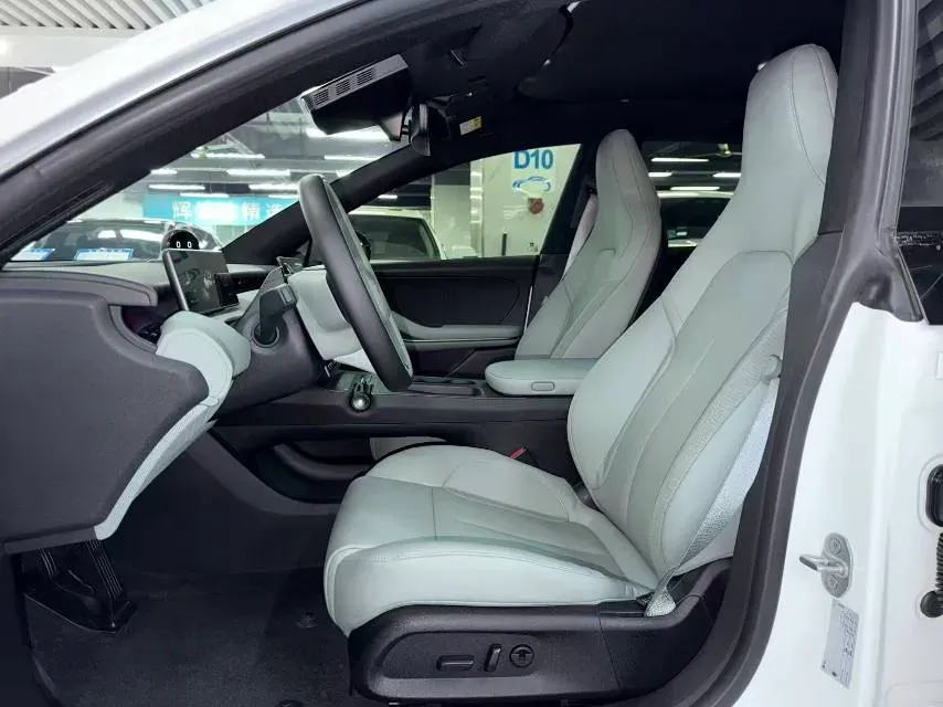 2022 JunTian HeiWuShi Youth 2.0T 203HP L4 6AT,autocango,china used car exporter,china ev exporter,chinese used car exporter,chinese used ev exporter