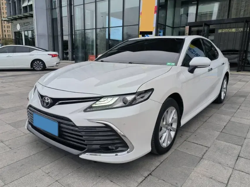 2021 Toyota Camry 2.0L 178HP L4 CVT