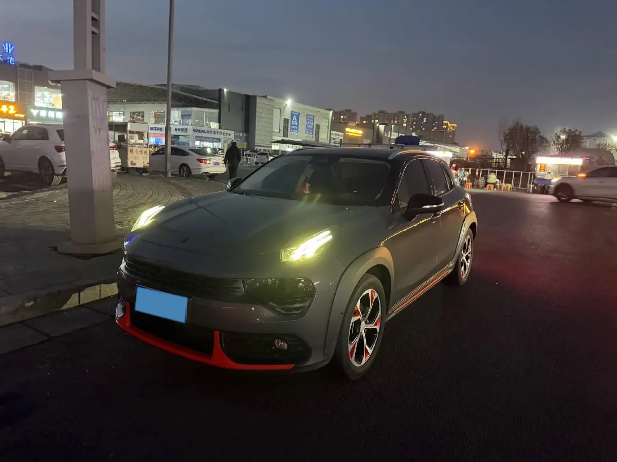 2019 LYNK&CO 02 2.0T 190HP L4 6AT