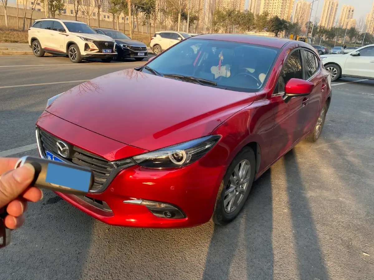 2017 Mazda 3 Axela 1.5L 117HP L4 6AT