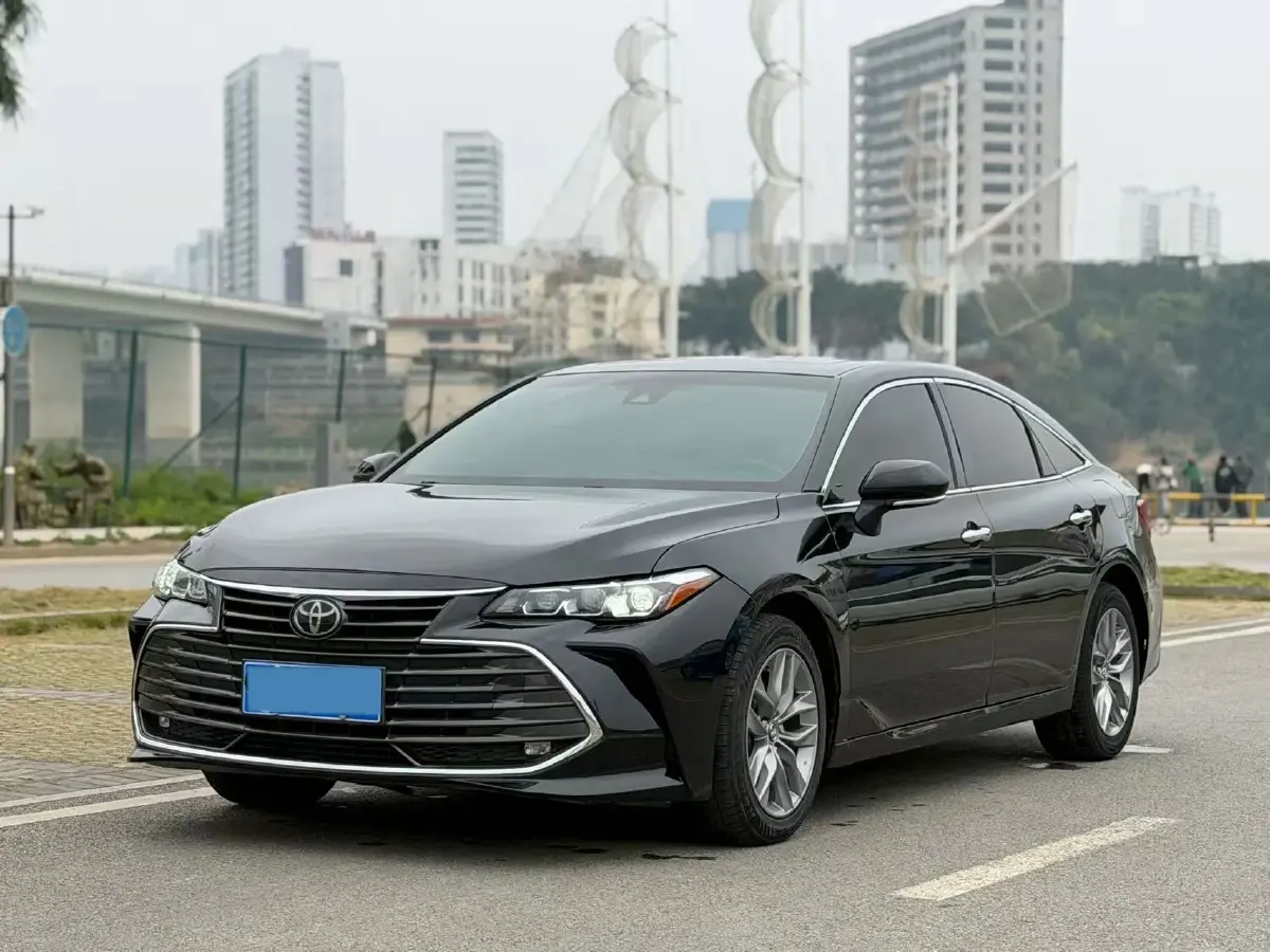 2019 Toyota Avalon 2.0L 178HP L4 CVT