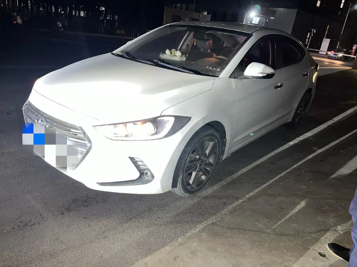 2016 Hyundai Elantra 1.6L 130HP L4 6AT