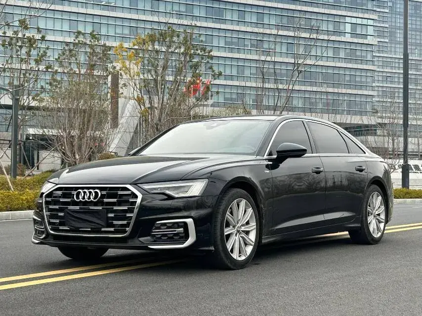 2021 Audi A6L 2.0T 224HP L4 7DCT