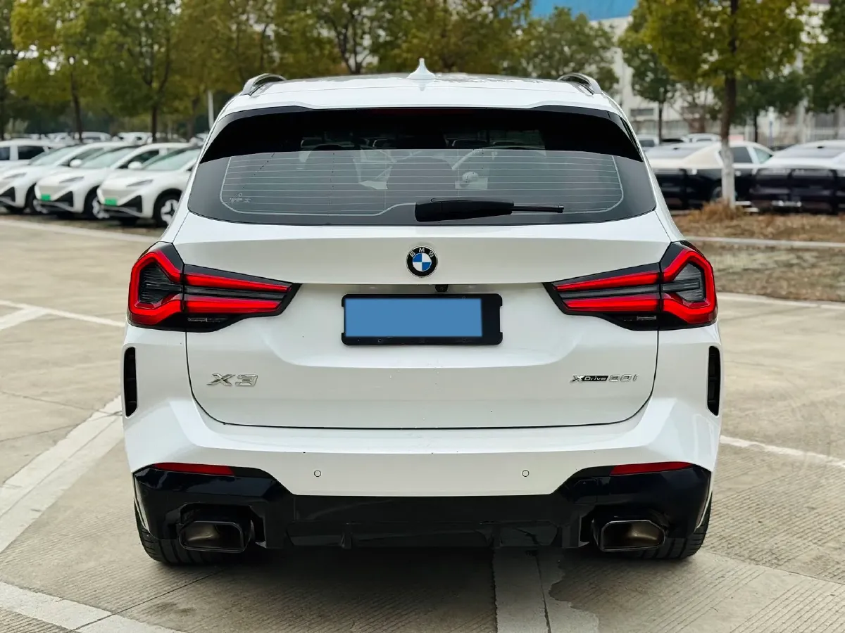 2022 BMW X3 2.0T 252HP L4 8AT,autocango,china used car exporter,china ev exporter,chinese used car exporter,chinese used ev exporter