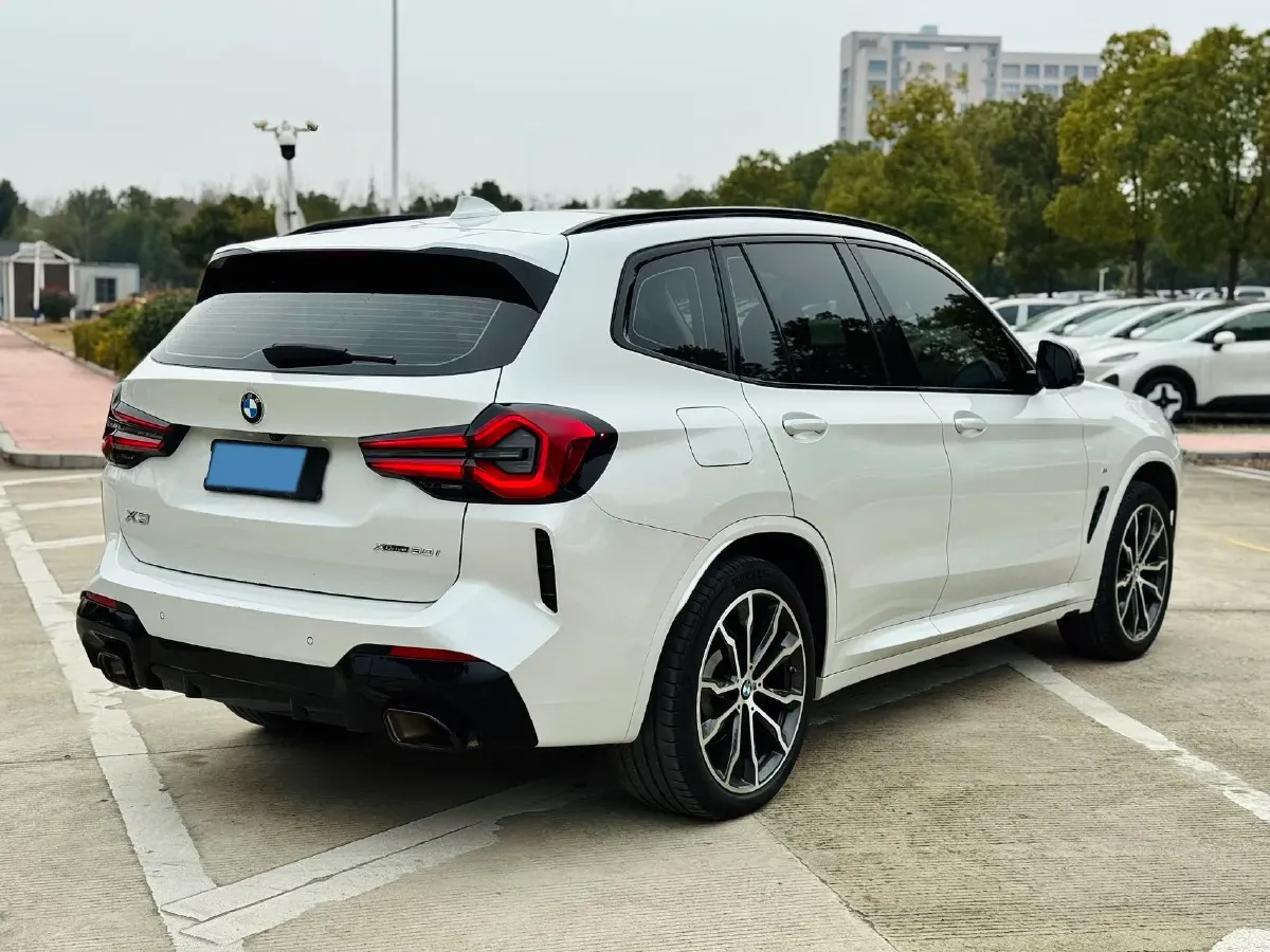 2022 BMW X3 2.0T 252HP L4 8AT,autocango,china used car exporter,china ev exporter,chinese used car exporter,chinese used ev exporter