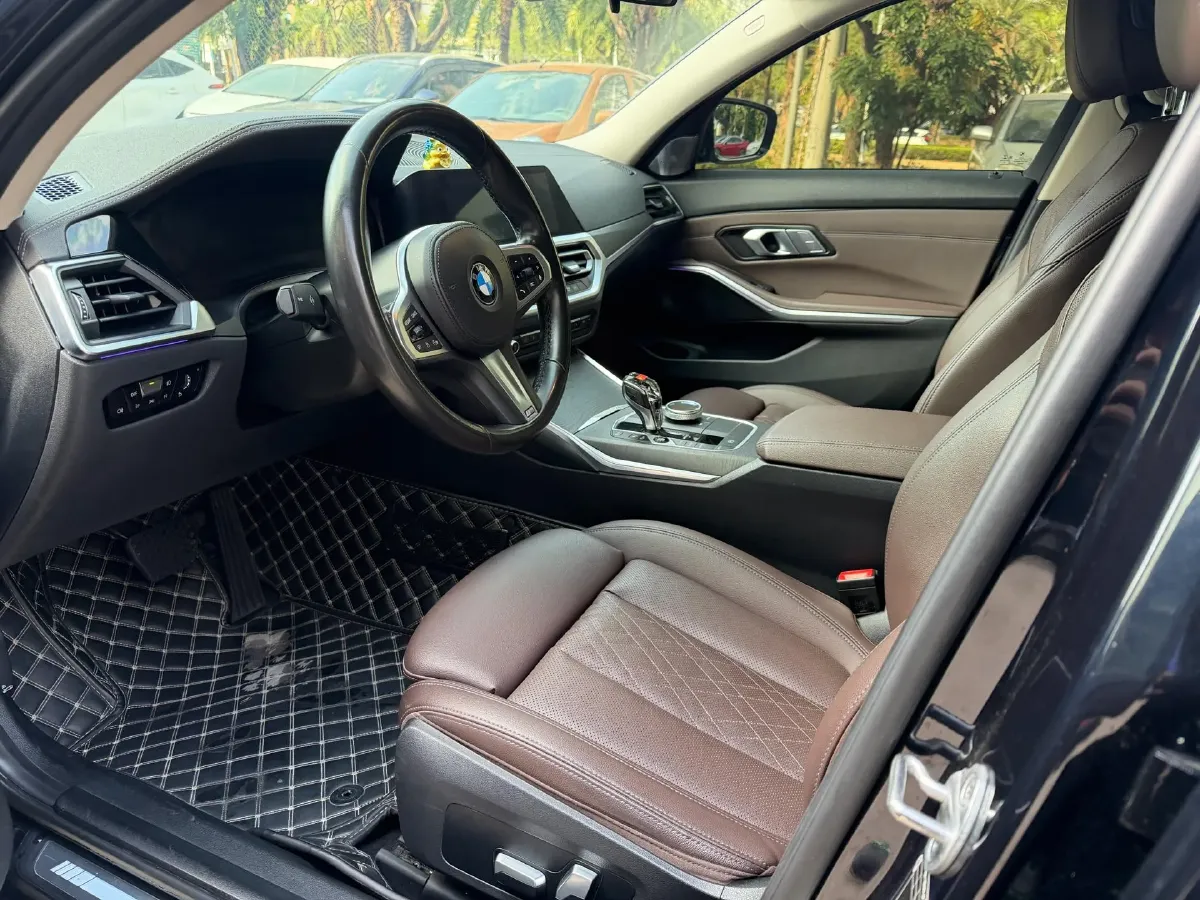 2022 BMW 3 Series 2.0T 184HP L4 8AT,autocango,china used car exporter,china ev exporter,chinese used car exporter,chinese used ev exporter