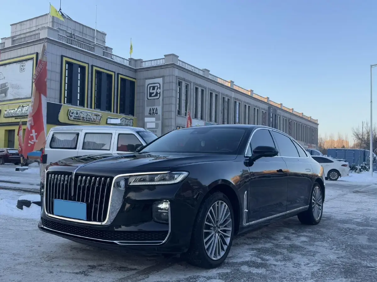 2020 HongQi H9 2.0T 252HP L4 7DCT