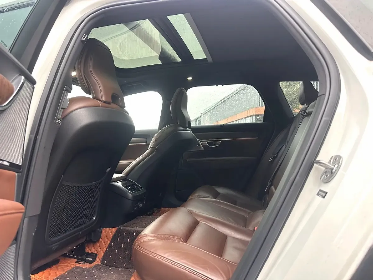 2022 Volvo V90 2.0T 250HP L4 8AT,autocango,china used car exporter,china ev exporter,chinese used car exporter,chinese used ev exporter