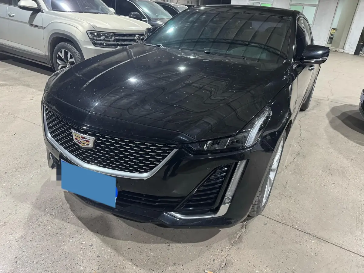 2023 Cadillac CT5 2.0T 237HP L4 10AT
