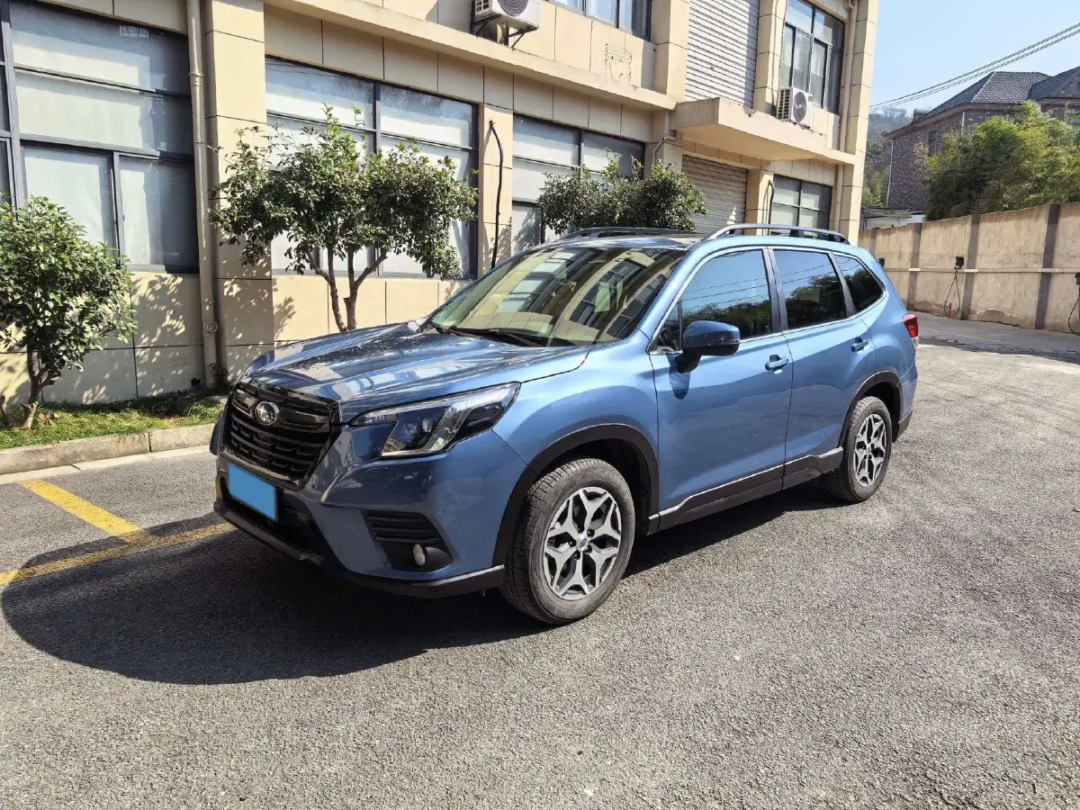 2022 Subaru Forester 2.0L 154HP H4 CVT