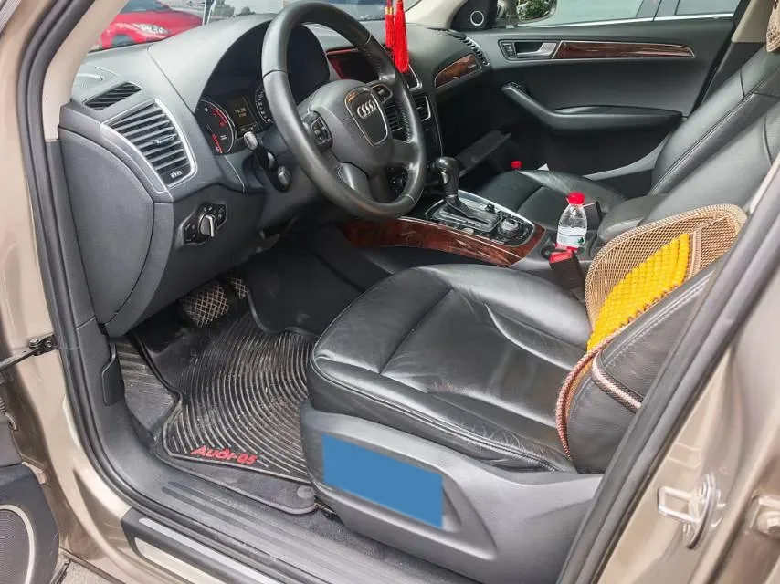 2019 FHA LeiShen 2.5T 129HP L4 6MT,autocango,china used car exporter,china ev exporter,chinese used car exporter,chinese used ev exporter