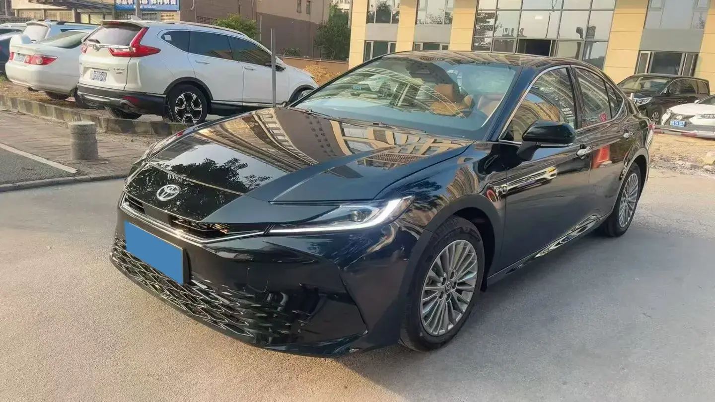 2026 Toyota Camry 2.0L 173HP L4 CVT