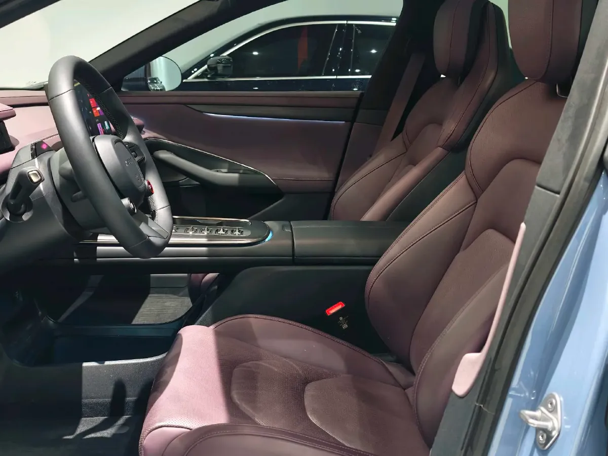 2024 MI SU7 BEV 101KWH,autocango,china used car exporter,china ev exporter,chinese used car exporter,chinese used ev exporter