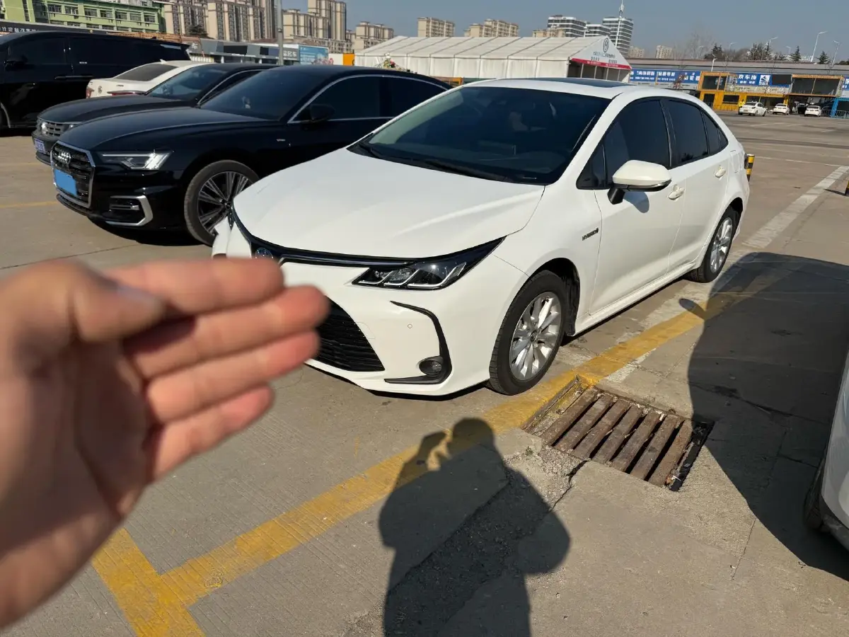2022 Toyota Corolla 1.8L 98HP L4 E-CVT Hybrid