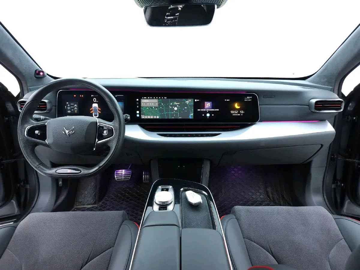 2022 ARCFOX αS BEV 74.5KWH,autocango,china used car exporter,china ev exporter,chinese used car exporter,chinese used ev exporter