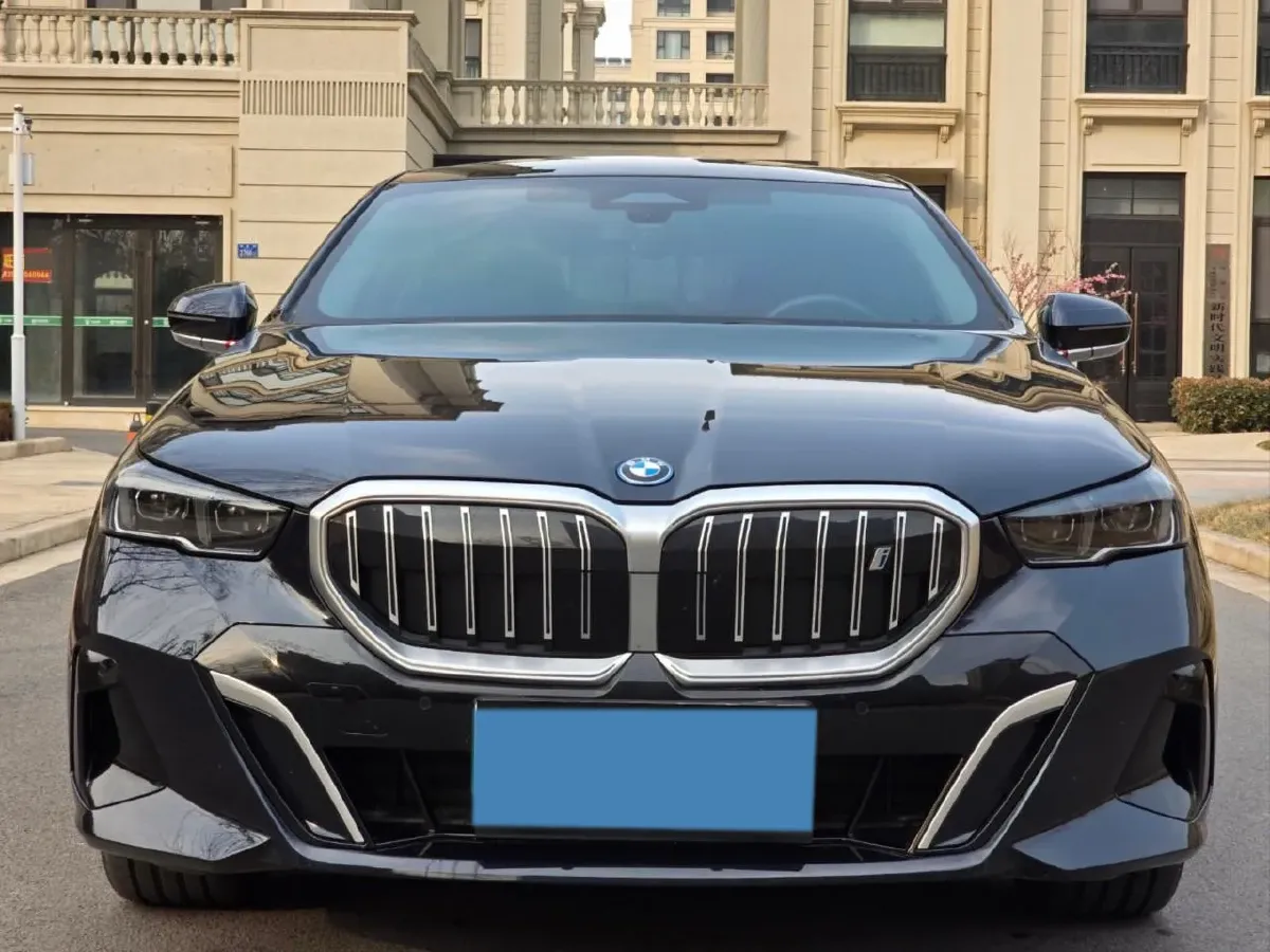 2024 BMW i5 BEV 79.05KWH,autocango,china used car exporter,china ev exporter,chinese used car exporter,chinese used ev exporter