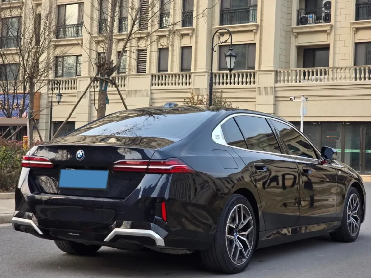 2024 BMW i5 BEV 79.05KWH,autocango,china used car exporter,china ev exporter,chinese used car exporter,chinese used ev exporter