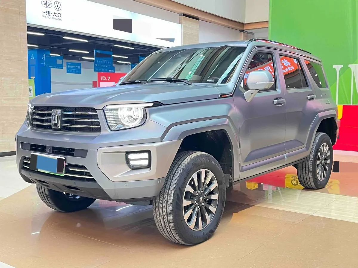 2024 Tank 700 3.0T 360HP V6 9AT PHEV 37.1KWH,autocango,china used car exporter,china ev exporter,chinese used car exporter,chinese used ev exporter