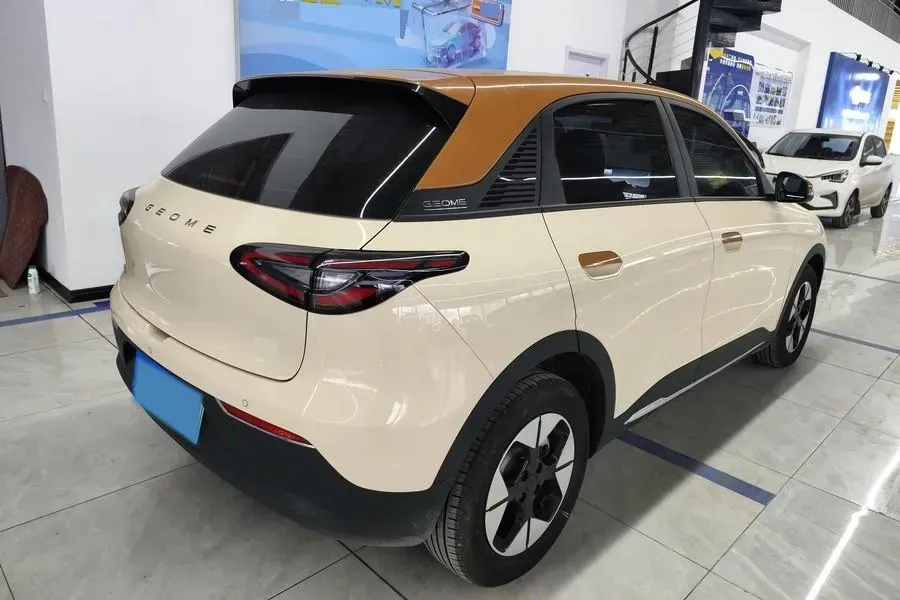 2025 JMC BaoDian 2.0T 218HP L4 8AT,autocango,china used car exporter,china ev exporter,chinese used car exporter,chinese used ev exporter