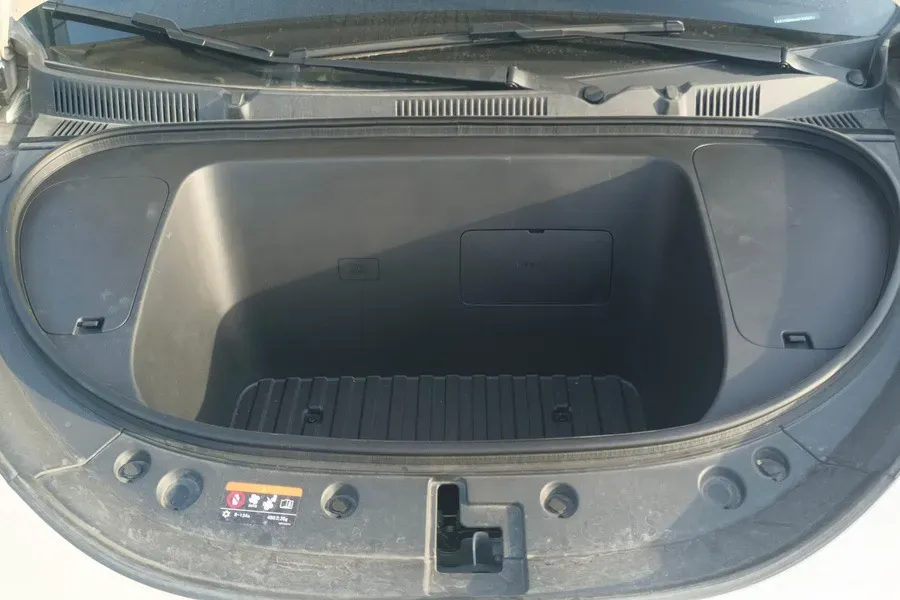 2025 JMC BaoDian 2.0T 218HP L4 8AT,autocango,china used car exporter,china ev exporter,chinese used car exporter,chinese used ev exporter