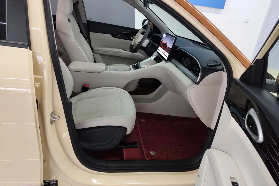 2025 JMC BaoDian 2.0T 218HP L4 8AT,autocango,china used car exporter,china ev exporter,chinese used car exporter,chinese used ev exporter